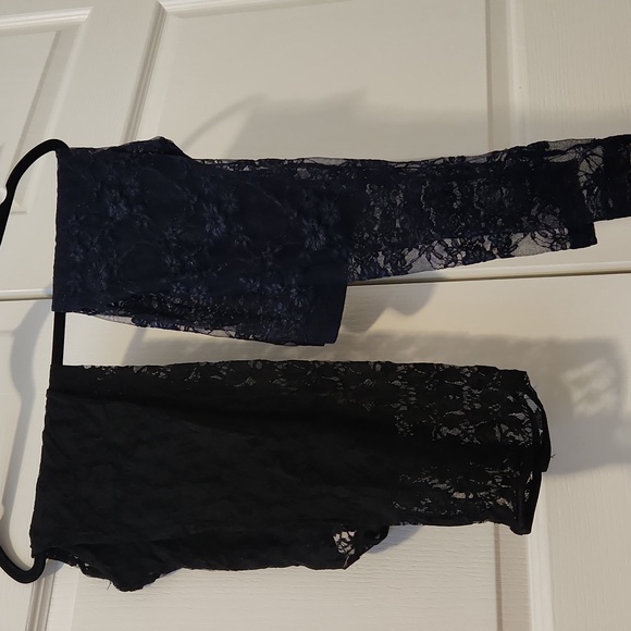 2 pairs of net leggings, one navy and one black, size s-m - Picture 1 of 3